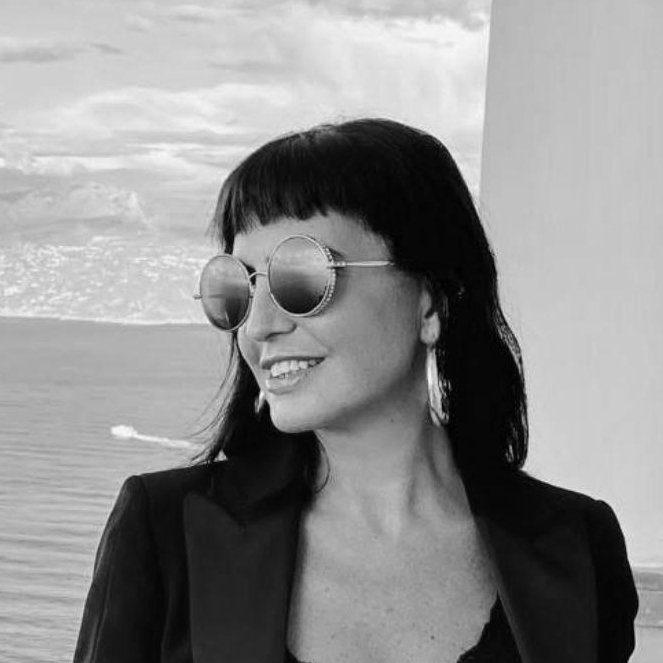 <mark style="background-color:rgba(0, 0, 0, 0);color:#af8448" class="has-inline-color">Susana Azevedo</mark>